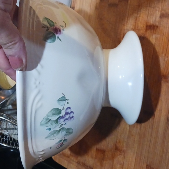 Pfaltzgraff White and Green Decorative Bowl - Picture 9 of 9